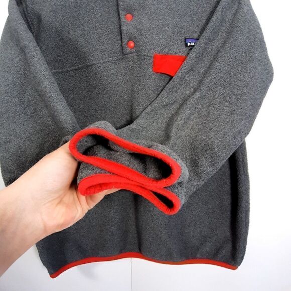 Patagonia Women's Synchilla Size Small 1/4 Snap-T Grey Red  Fleece Pullover - Picture 4 of 8